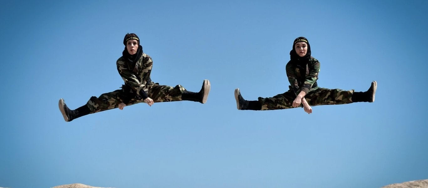 Φονικές μηχανές γένους θηλυκού στο Ιράν – Οι εντυπωσιακές γυναίκες νίντζα (βίντεο)